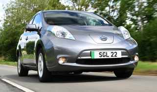 Nissan Leaf - front tracking
